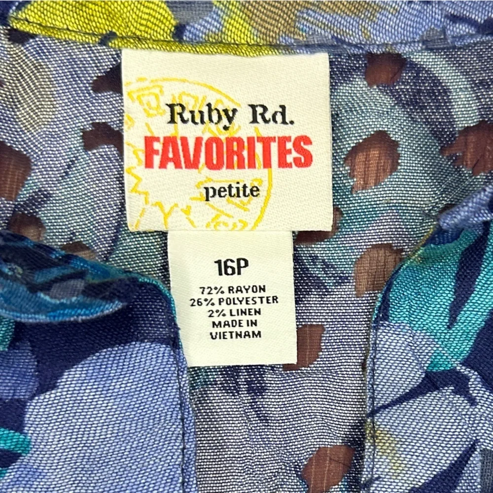 Ruby Rd. Multicolor Abstract Button-Up Shirt - Picture 4 of 9